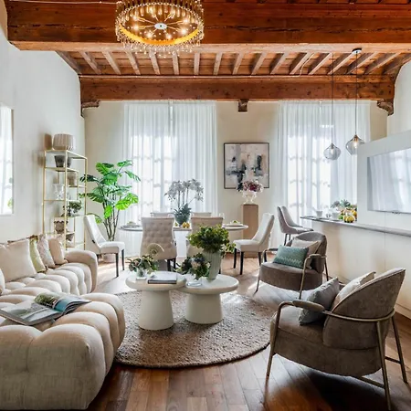 شقة The Mosaic House *