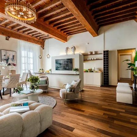 شقة The Mosaic House *