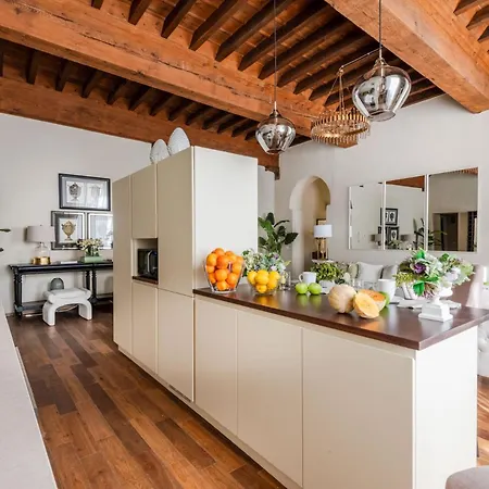 The Mosaic House شقة لوكا