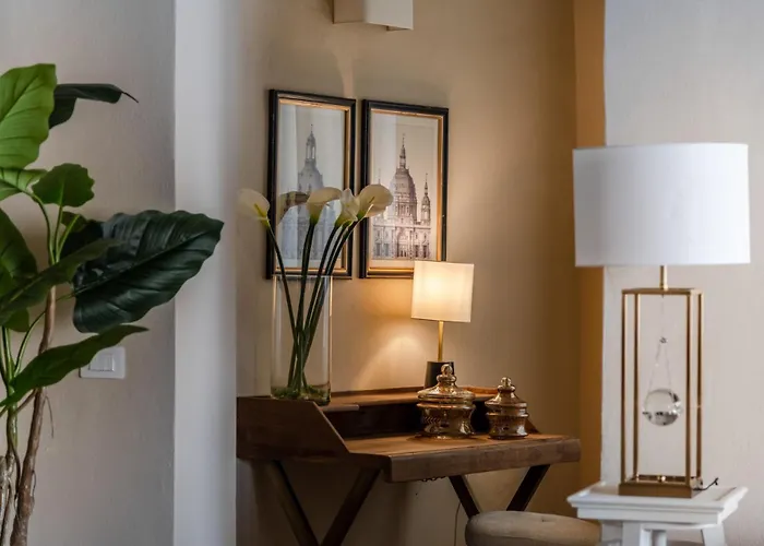 アパート The Mosaic House