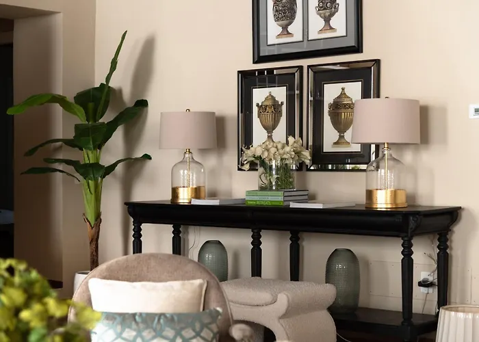 The Mosaic House * ルッカ